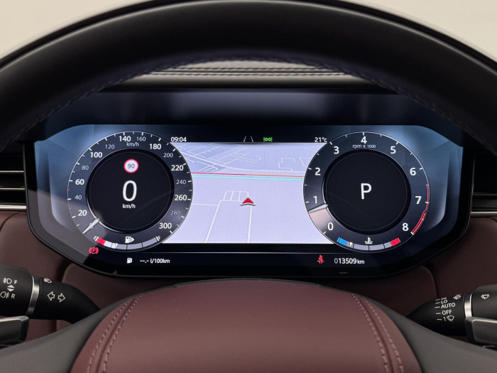 Land Rover Range Rover P530 AUTOBIOGRAPHY REZERVACE