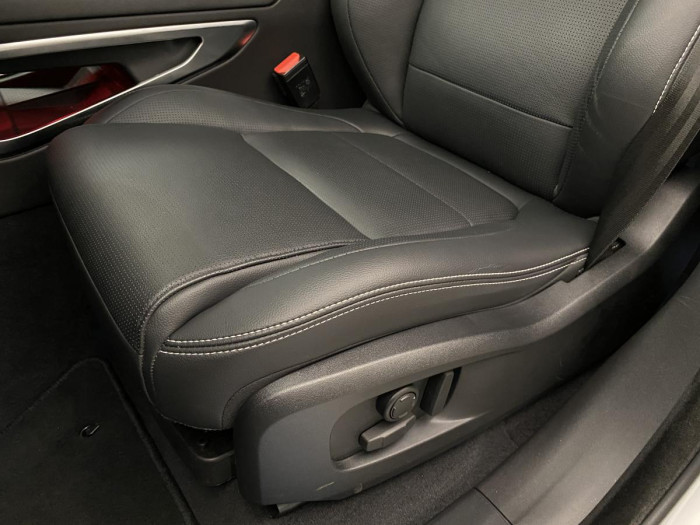 Jaguar F-Pace P400e R-DYNAMIC SE REZERVACE 2.0 Dynamic SE