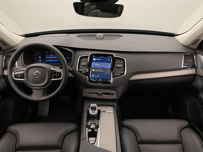 Volvo XC90 T8 AWD RECHARGE DARK ULTRA 7m