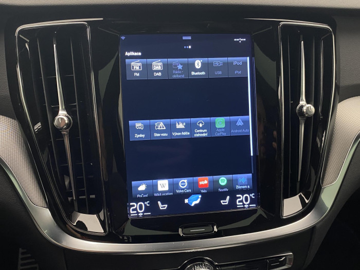 Volvo V60 B4 R-DESIGN AUT