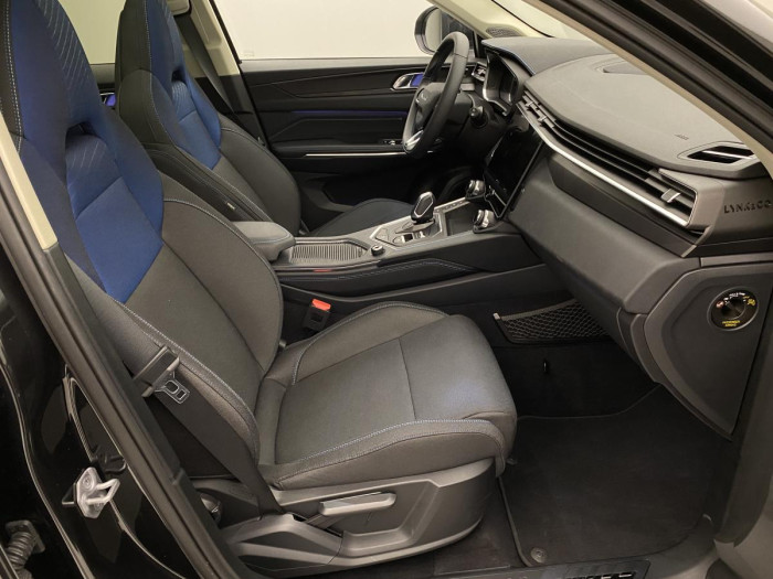 Lynk & Co 01 PHEV DCT AUT REZERVACE