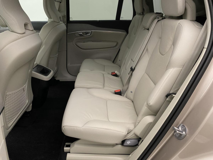 Volvo XC90 B5 AWD AUT BRIGHT PLUS 7míst 2.0 Plus