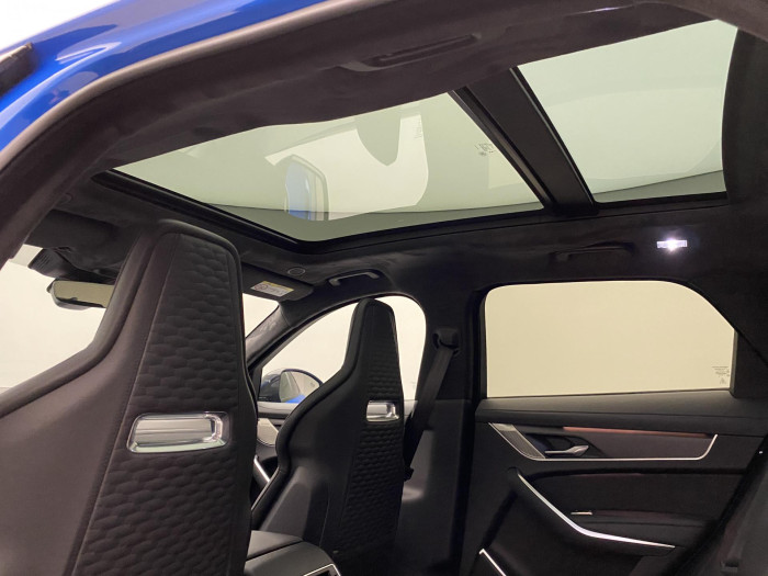 Jaguar F-Pace SVR 575 EDITION REZERVACE 5.0 Edition