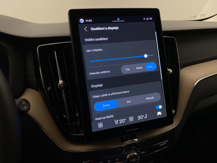 Volvo XC60 T8 AWD BRIGHT ULTRA AUT CZ