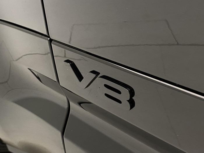 Land Rover Defender 110 V8 P525 AWD AUT REZERVACE 5.0 V8