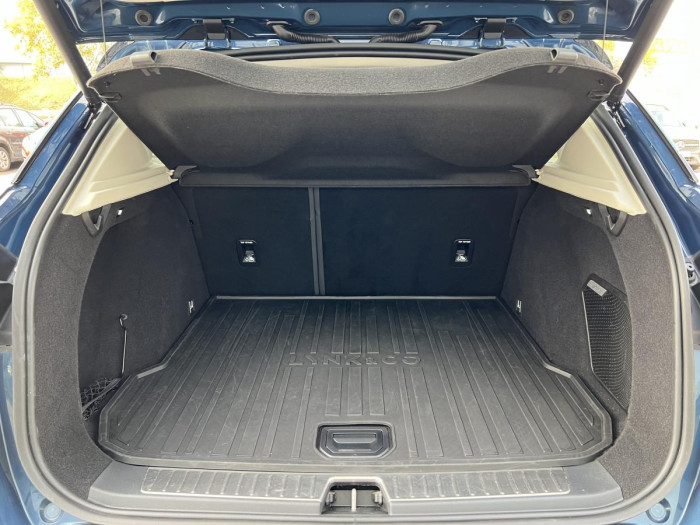 Lynk & Co 01 PHEV DCT Aut 1.maj.