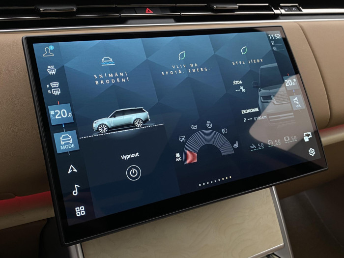 Land Rover Range Rover SV P615 SWB