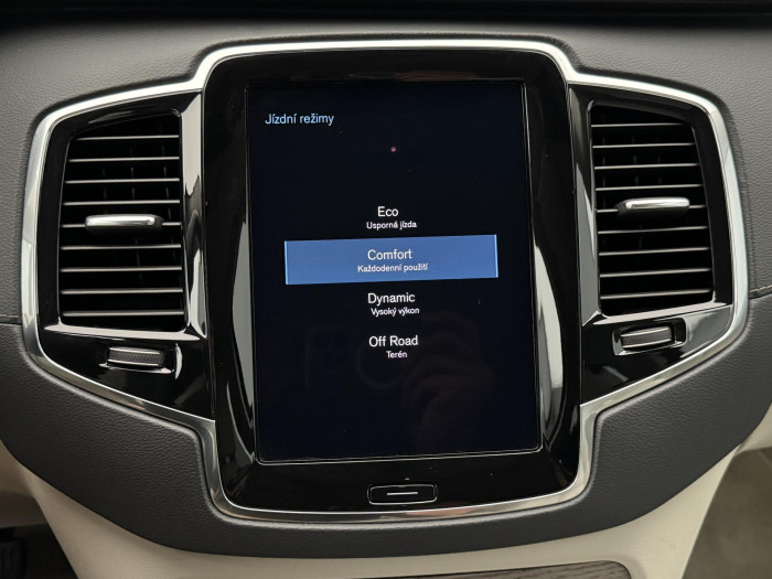 Volvo XC90 B6 AWD INSCRIPTION CZ
