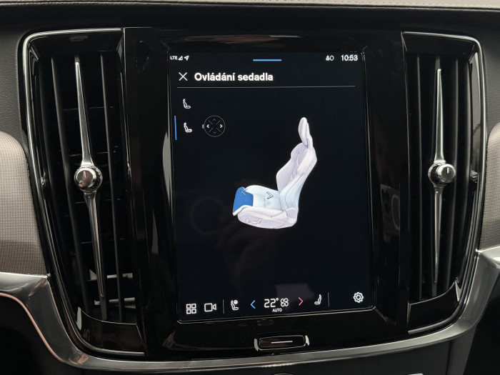 Volvo V90 CC B4 AWD PLUS CZ 1.maj