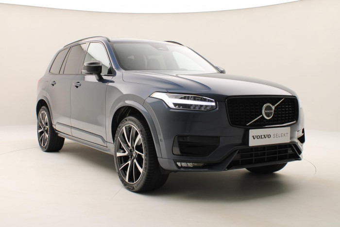 Volvo XC90 B5 AWD ULTIMATE DARK 1. maj