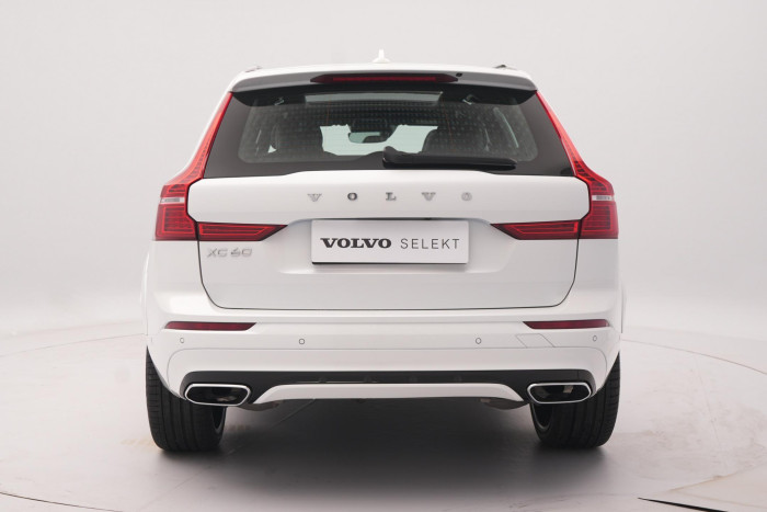Volvo XC60 B5 AWD R-DESIGN AUT