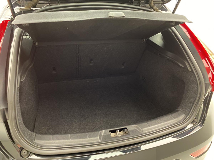 Volvo V40 D2 R-DESIGN AUT 1.maj. 2.0 d
