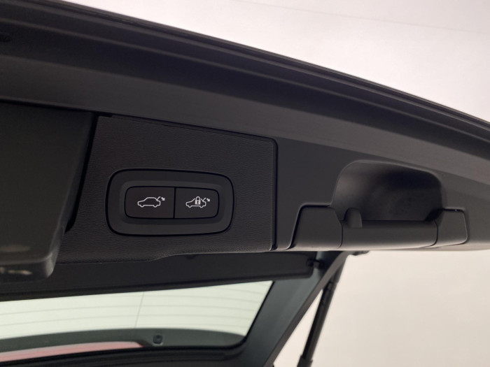 Volvo XC60 D4 R-DESIGN AUT 2.0 d