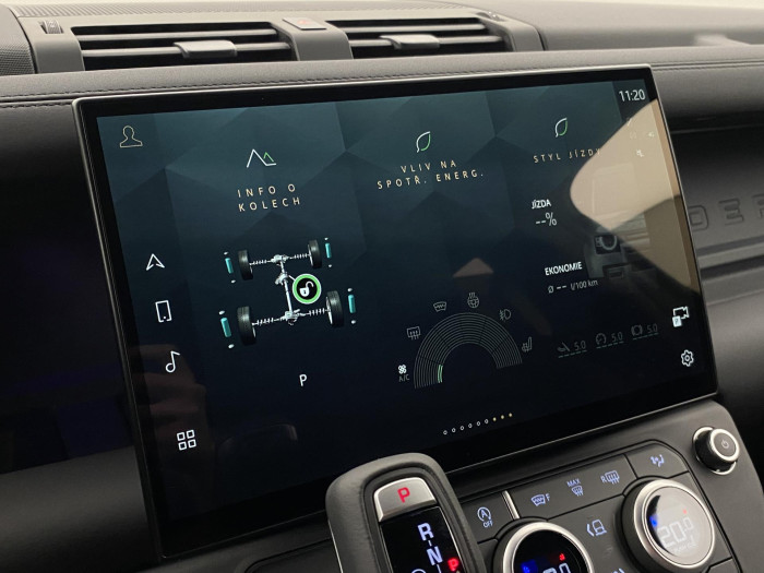 Land Rover Defender 110 X-DYNAMIC SE D250 3.0 d Dynamic SE