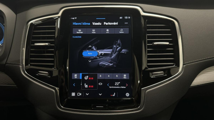 Volvo XC90 B5 AWD ULTIMATE DARK REZERVACE