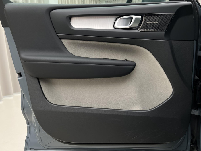 Volvo XC40 T5 RECHARGE INSCRIPTION AUT