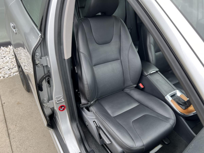 Volvo XC60 D4 AWD LUXURY EDITION Aut CZ 2.4 d Luxury Edition