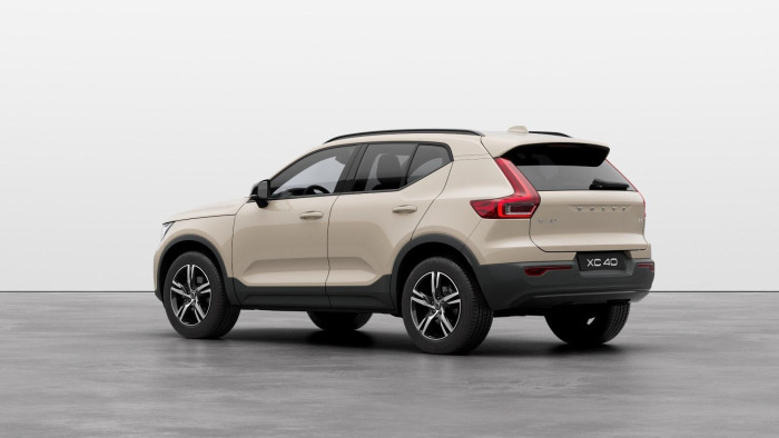 Volvo XC40 B4 AUT DARK PLUS