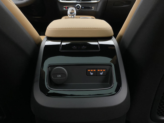 Volvo V90 T8 AWD Plug-in BRIGHT ULTRA