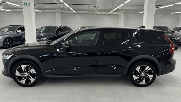 Volvo V60 CROSS COUNTRY D4 AWD REZERVACE 2.0 d