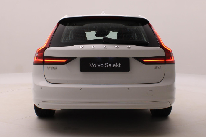 Volvo V90 B4 MOMENTUM AUT CZ 2.0 Momentum