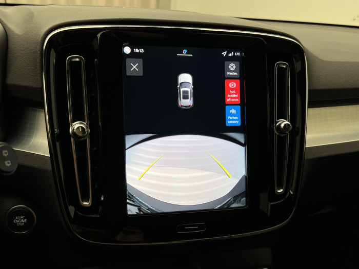 Volvo XC40 B3 DARK PLUS AUT