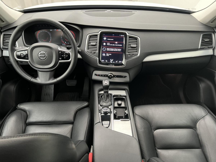 Volvo XC90 D5 AWD MOMENTUM AUT CZ 2.0 d Momentum