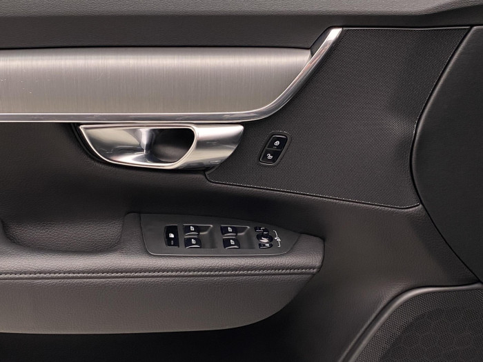 Volvo V90 D4 MOMENTUM AUT 2.0 d Momentum