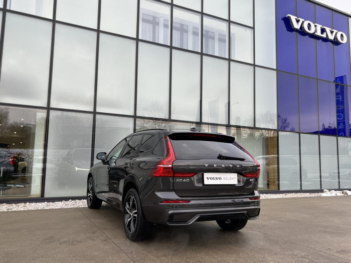 Volvo XC60 B4 AWD DARKPLUS Aut 1.maj.