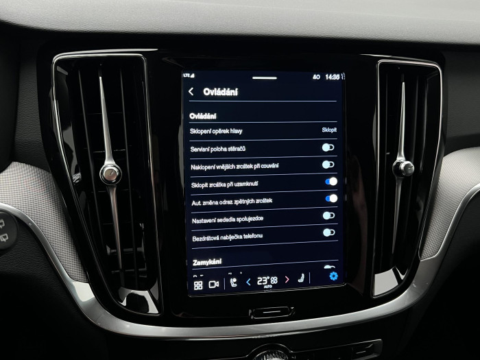 Volvo V60 CC B5 AWD PLUS BRIGHT AUT