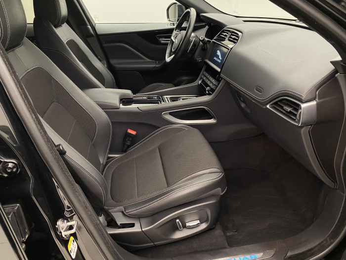 Jaguar F-Pace 25d R-SPORT AWD AUT CZ 2.0 d Sport