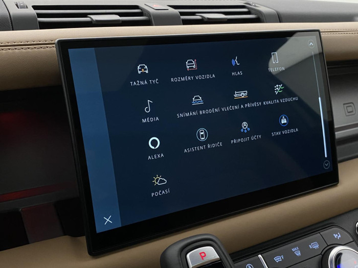 Land Rover Defender 110 D300 X AWD REZERVACE 3.0 d