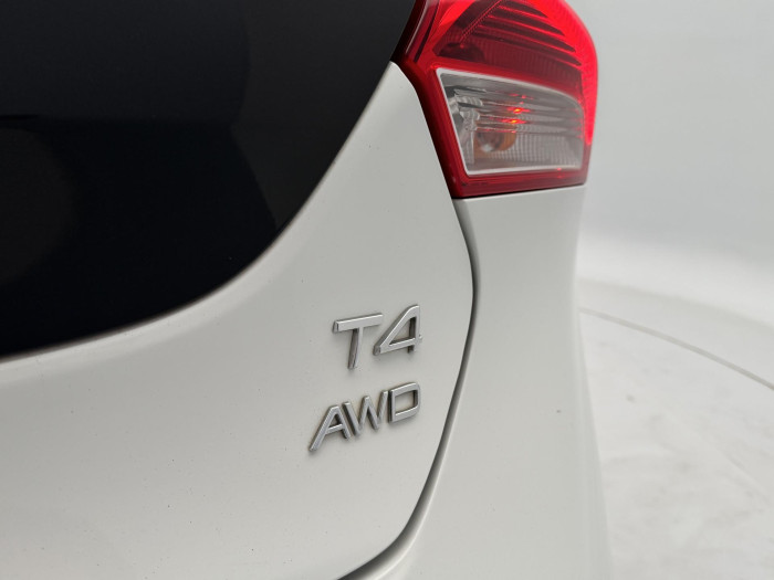 Volvo V40 CC T4 AWD MOMENTUM AUT 2.0 CC CC Momentum