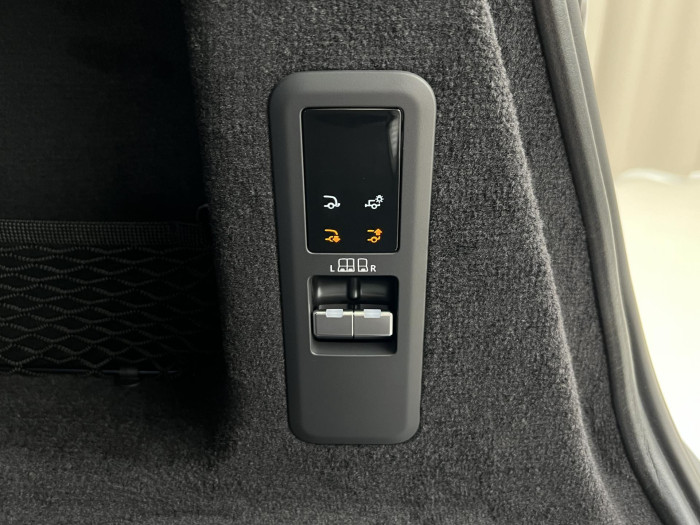 Land Rover Range Rover Sport D300 DYNAMIC SE AWD Aut 3.0 d Dynamic SE