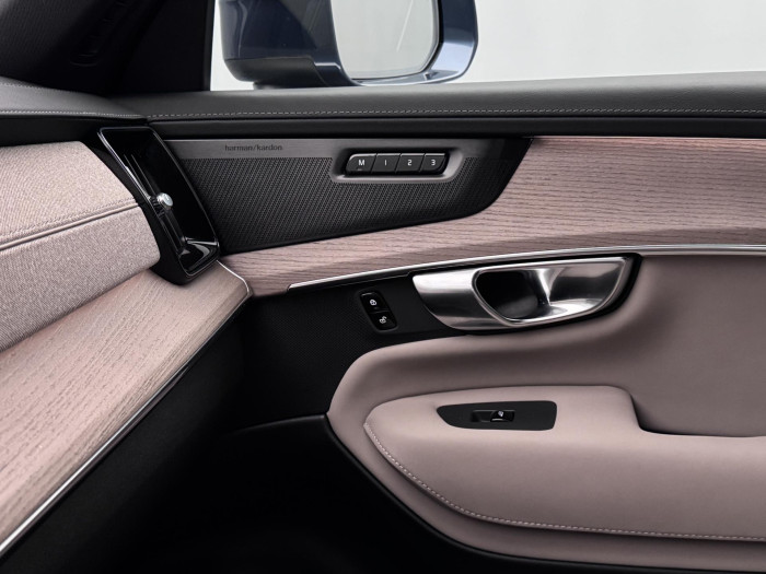 Volvo XC90 T8 AWD RECHARGE BRIGHT PLUS CZ