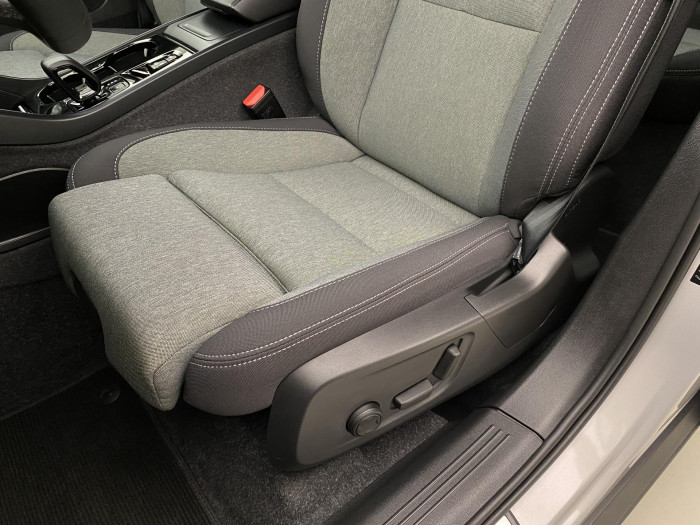 Volvo XC40 B3 DARK PLUS AUT CZ