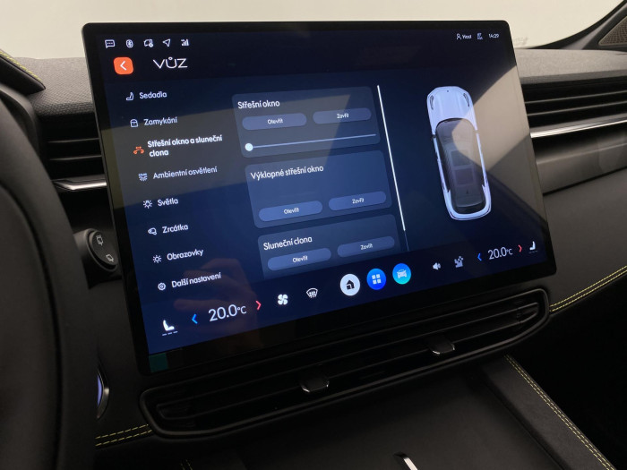 Lynk & Co 01 01 MORE PHEV