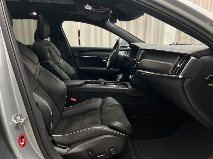 Volvo V90 D5 AWD R-DESIGN AUT CZ 2.0 d