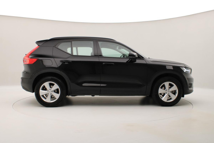 Volvo XC40 T2 CORE AUT CZ 1.maj.