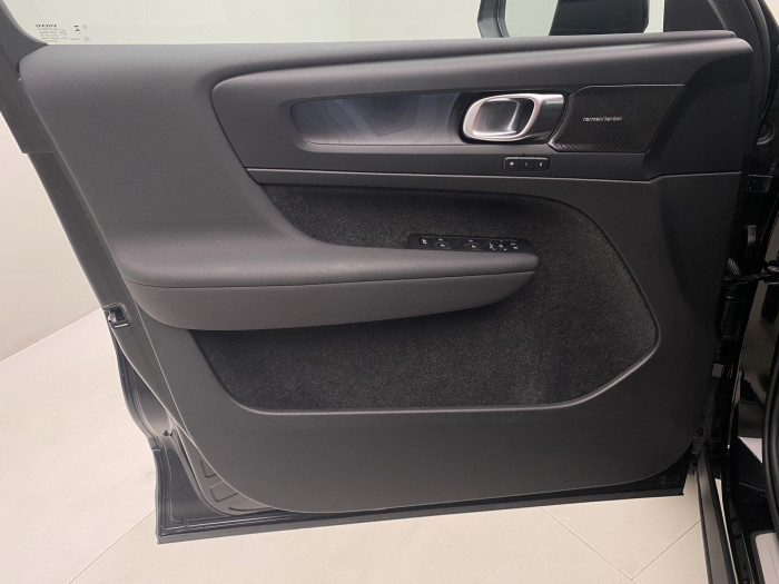 Volvo XC40 RECHARGE TWIN ENGINE PLUS CZ