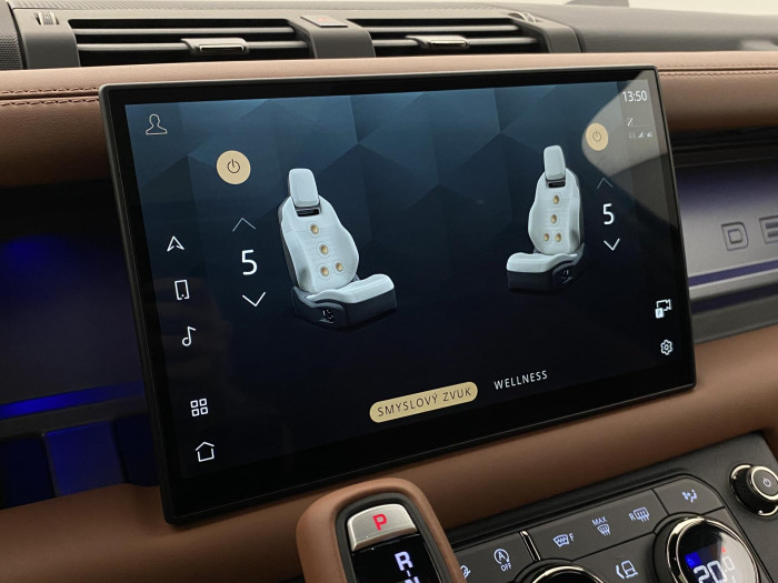 Land Rover Defender P635 OCTA AWD AUT