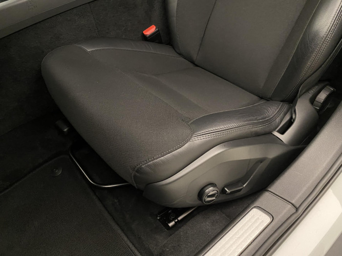 Volvo V60 CC B4 AWD MOMENTUM AUT 1.maj. 2.0 CC CC Momentum