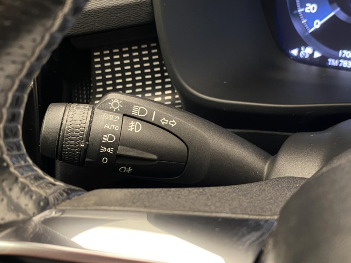 Volvo XC40 D4 AWD R-DESIGN AUT 2.0 d