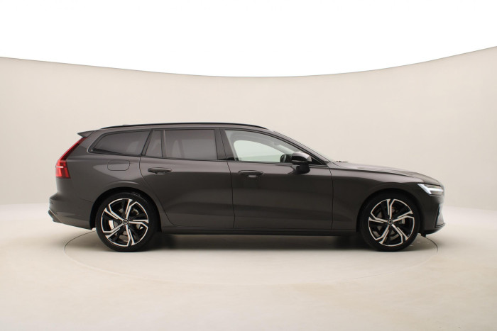 Volvo V60 B4 PLUS DARK AUT 1.maj.