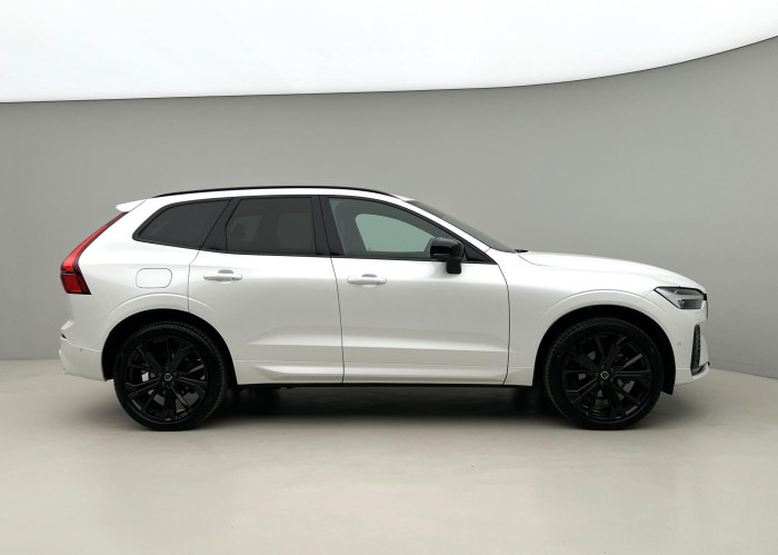 Volvo XC60 B5 AWD BLACK EDITION PLUS AUT
