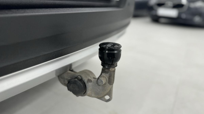Volvo XC40 T4 AWD MOMENTUM AUT REZERVACE 2.0 Momentum