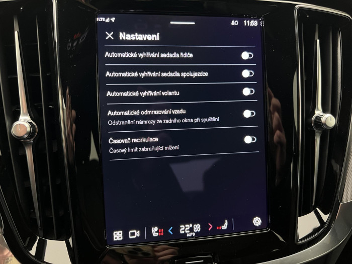 Volvo S60 B5 AWD ULTIMATE DARK AUT 1.maj