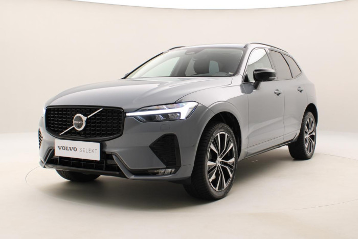 Volvo XC60 B4 AWD ULTIMATE DARK AUT CZ