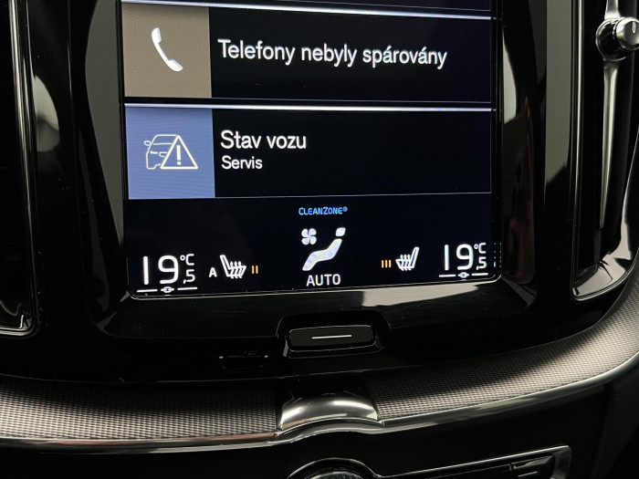 Volvo XC60 T4 R-DESIGN AUT