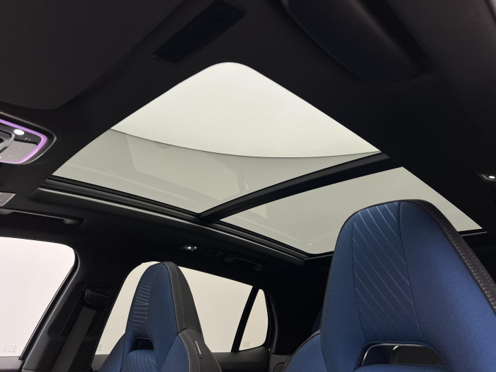 Lynk & Co 01 PHEV DCT AUT 1.maj.